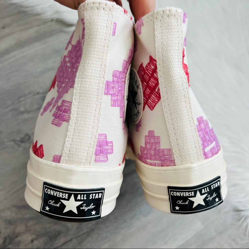 NWT Converse Chuck 70 Bright Embroidery Women’s Shoes - Picture 6 of 8